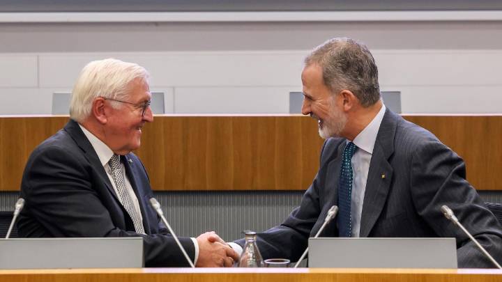 El Rey anima a Alemania a ampliar su colaboración con empresas españolas en defensa