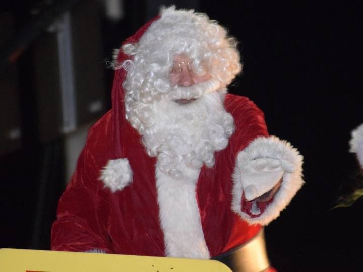 Exeter gets festive with annual Santa Claus Parade