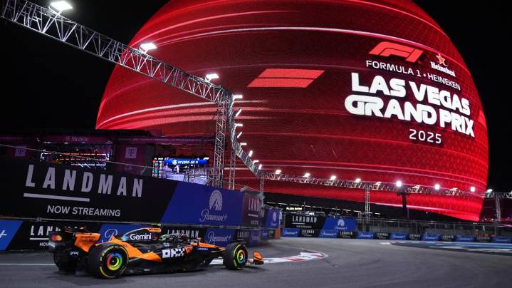 Las Vegas Grand Prix practice halted twice due to loose maintenance cover