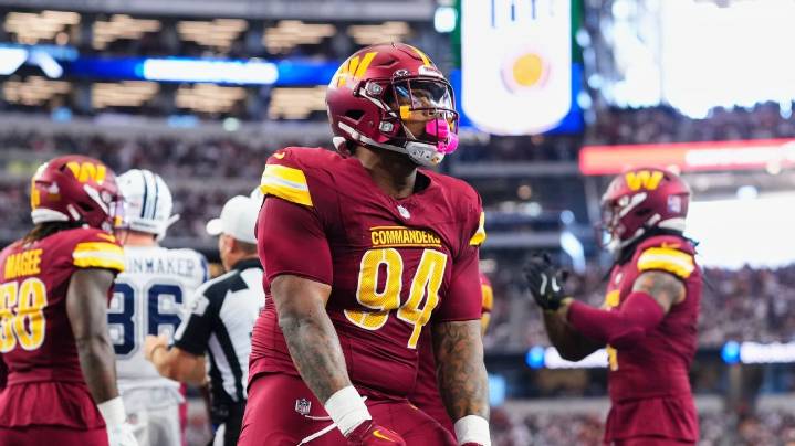 Commanders' Daron Payne suspended for punching Amon