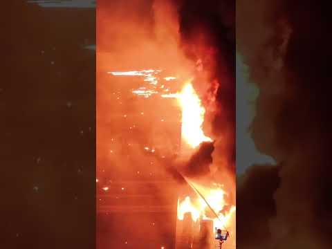 Massive Inferno Rips Through Western Sydney Waste Facility #shorts