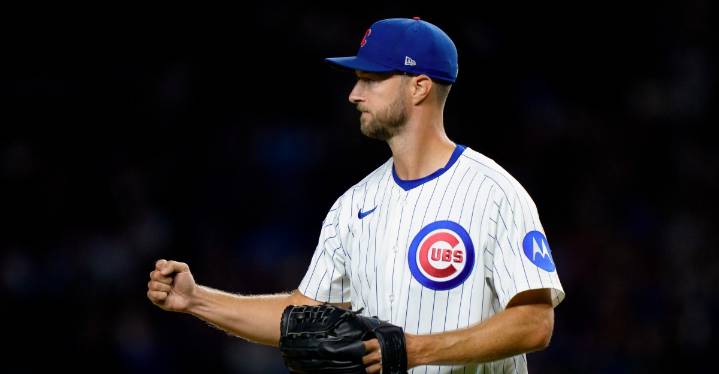 Cubs BCB After Dark: Should the Cubs pick up the option on Colin Rea?