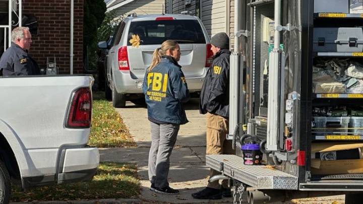 Acusan a dos sospechosos por el presunto complot terrorista en Michigan