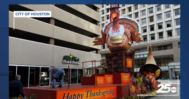Houston hosts the 76th Annual H-E-B Thanksgiving Day Parade on Thursday