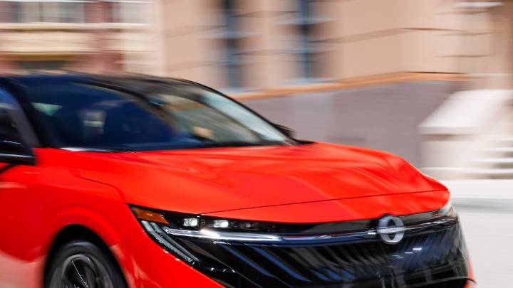 Este elegante auto es de los más baratos del mercado