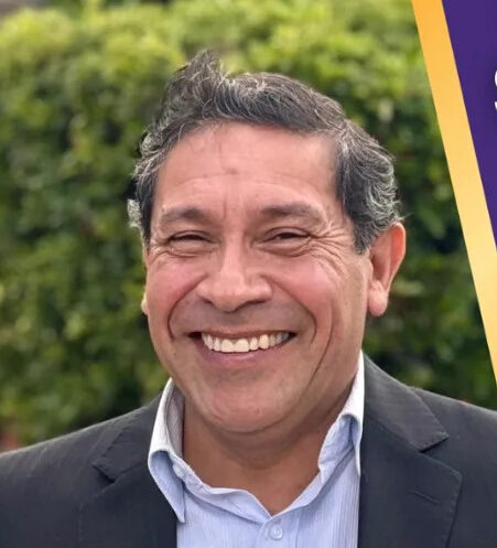 Sarmiento apuntó contra Olagaray: «Parece perrito faldero que anda sosteniendolo Poggi de un collar»