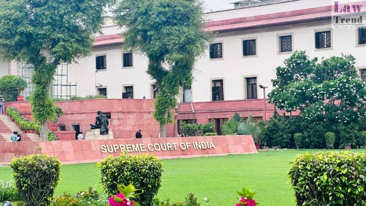 लाल किला विस्फोट पीड़ितों को सुप्रीम कोर्ट की श्रद्धांजलि, मुख्य न्यायाधीश बोले—न्यायालय कानून के शासन के प्रति प्रतिबद्ध है