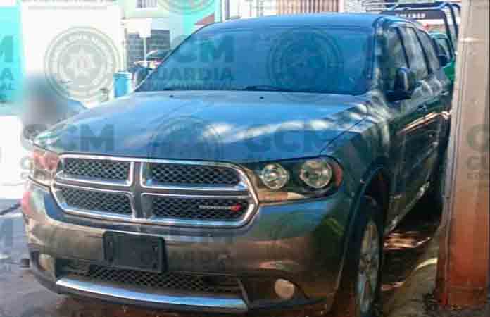 Recuperan en Soledad camioneta robada