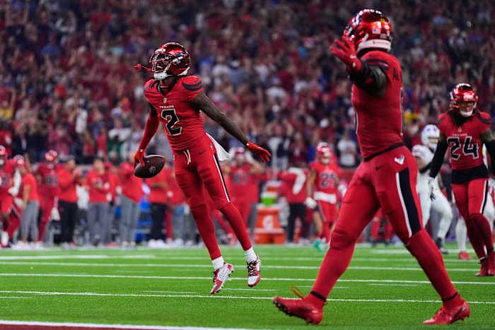 Texans get 8 sacks and Calen Bullock forces 3 turnovers in Houston's 23