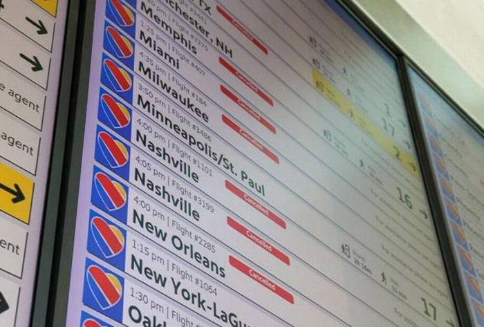 Más de dos mil vuelos cancelados en EE.UU. en un día por el cierre del Gobierno