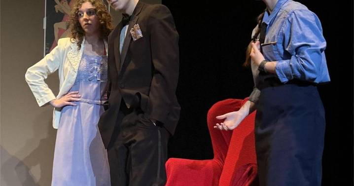 Rutland High School's Encore Theatre stages a murder mystery