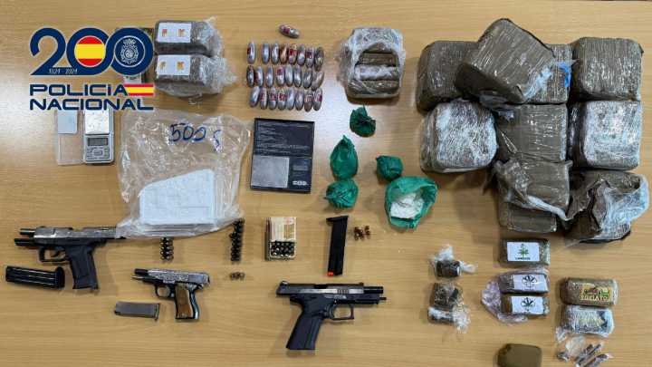 La Policía Nacional redobla la presión al tráfico de armas y drogas en Almería
