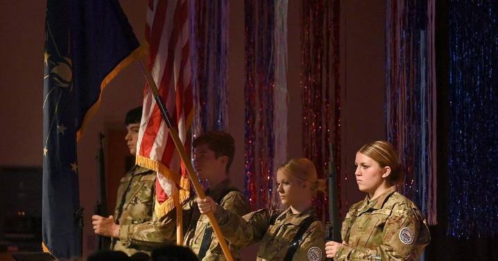 Franklin students honor veterans
