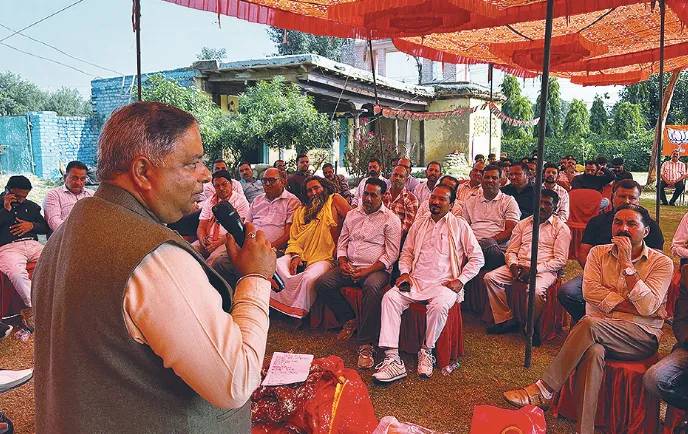 Sat Sharma leads BJP campaign in Nagrota