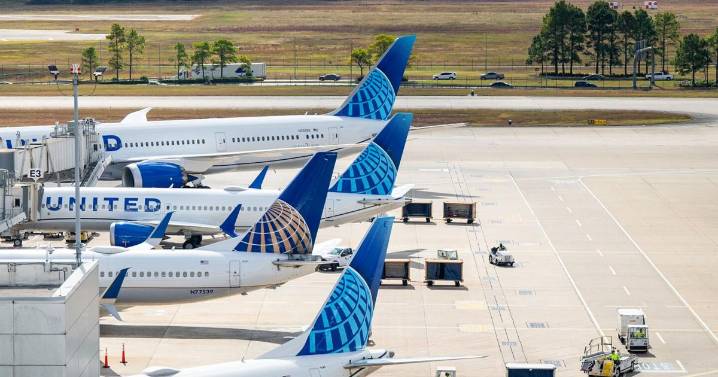 What travelers should expect at airports as FAA cuts flights across the country