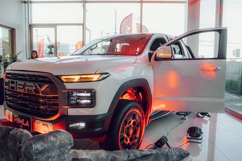 HIMLA, la nueva pick-up de CHERY, debuta en Difor Los Ángeles