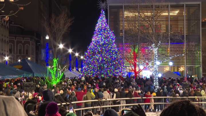 Grand Rapids Santa Parade and tree lighting kicks off the holiday season this weekend