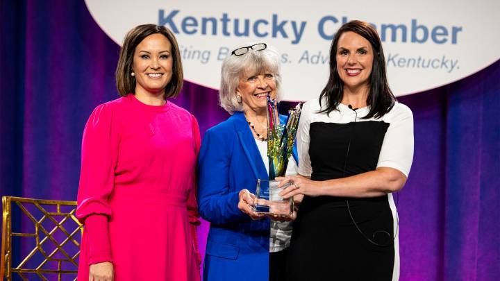 Kentucky's first woman governor, Martha Layne Collins dead at 88