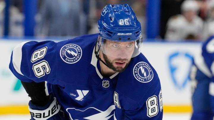 Lightning’s Nikita Kucherov exits game vs. Capitals with injury