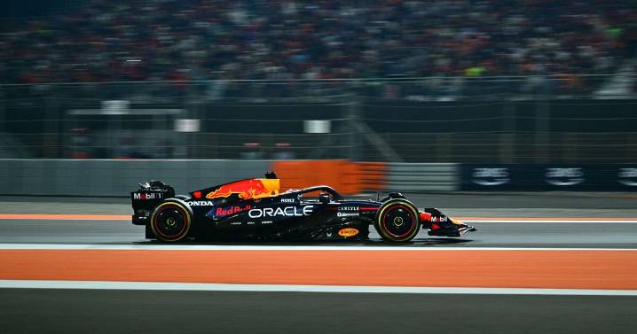 Qatar GP results: Max Verstappen wins to ignite title fight as McLaren make major blunder 