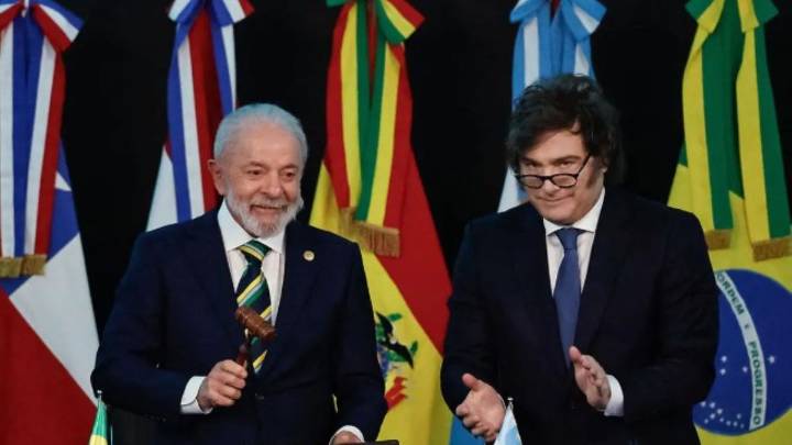 Milei puso en duda su asistencia a la cumbre del Mercosur El presidente Javier Milei anticipó que confirmará sobre la fecha su asistencia a la cumbre del Mercosur que se desarrollará en diciembre en F