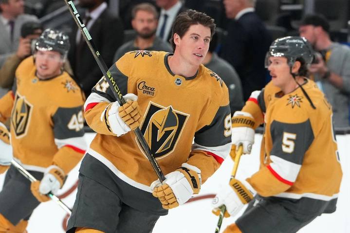 Deadspin | Golden Knights face Rangers, hoping to end four-game home skid