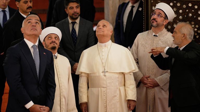 Pope Leo visits Istanbul's Blue Mosque during first overseas visit