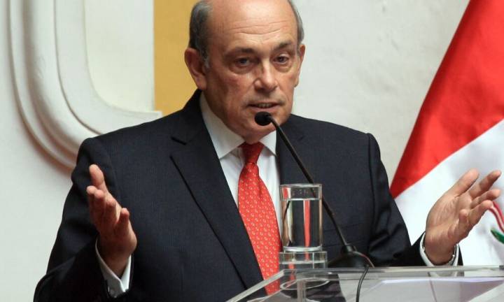 Perú rompe relaciones diplomáticas con México