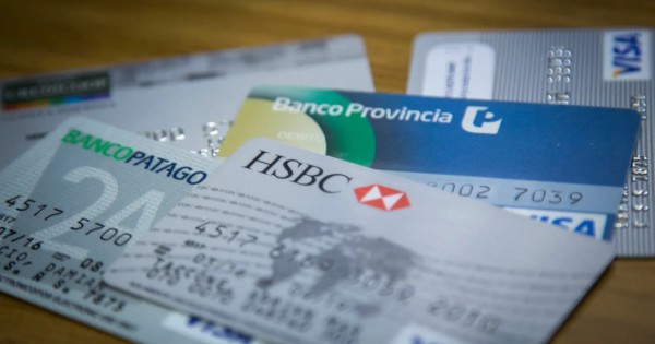 Crecen las deudas con bancos y billeteras y supera los $5 millones por cliente