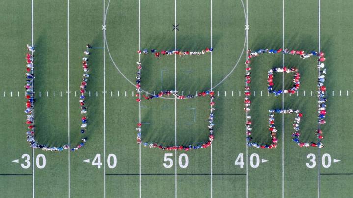 Hewitt-Trussville Middle School students honor veterans