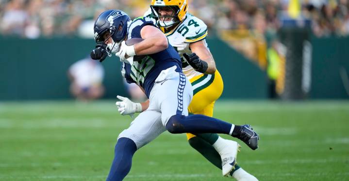 Seahawks add preseason tight end to practice squad