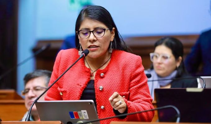 Margot Palacios critica beneficios navideños para congresistas: "Es desproporcional"