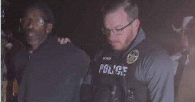 Man accused of shooting police officer arrested in Jacksonville, Texas