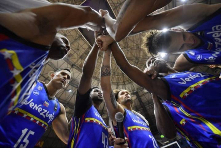 FIBA posterga partido en Caracas entre Venezuela y Colombia