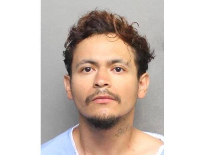 London police seek suspect after man exposes himself on bus