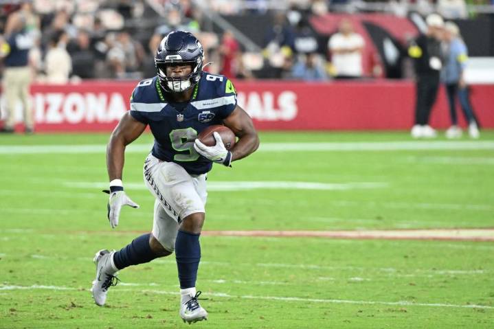 Week 10 NFL player props, picks, predictions: Best bets for Sunday's slate