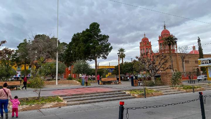 Comerciantes de Jiménez esperan repunte del 20% en ventas navideñas pese a un Buen Fin débil