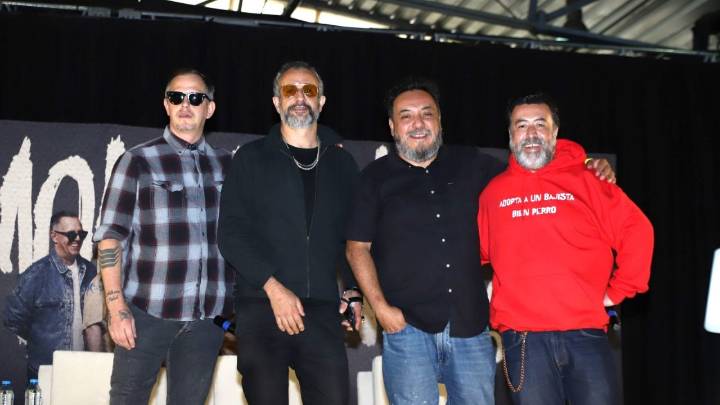 Molotov y Rubén Albarrán lanzan críticas contra Morena en medio de polémica política