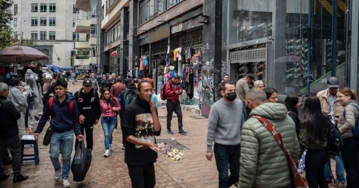 Tasa de ocupación de la población migrante venezolana en Colombia supera el 66%