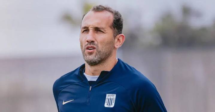 Hernán Barcos no seguirá en Alianza Lima: Delantero y dirigencia acordaron su salida al final de la temporada
