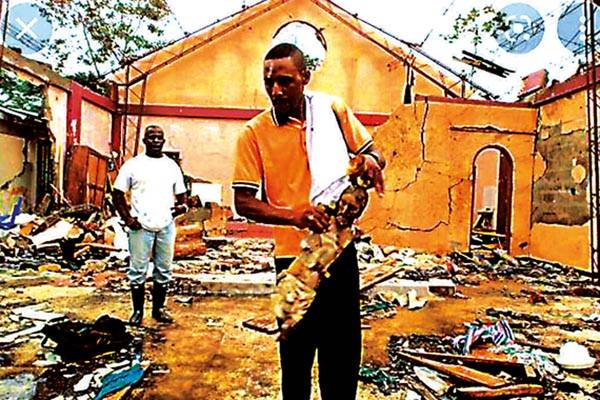 El padre Antún: la voz de la esperanza en la tragedia en Bojayá