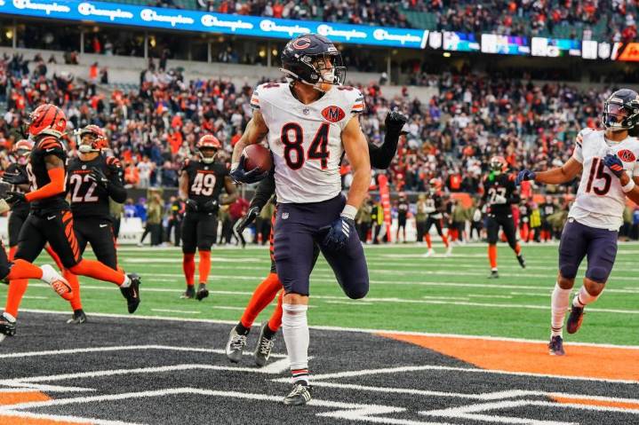 Bears se imponen 47-42 a Bengals con pase de TD de Williams a Loveland en el último minuto – Chicago Tribune