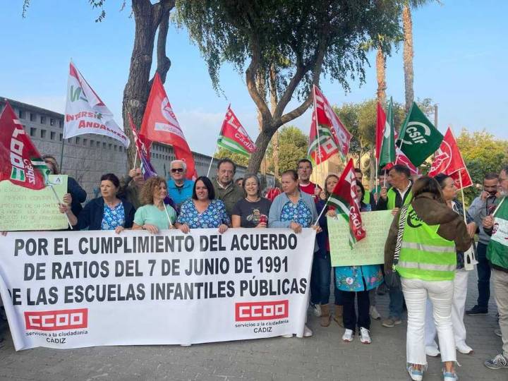 Las escuelas infantiles convocan más protestas y anuncian huelga para el 3 de diciembre