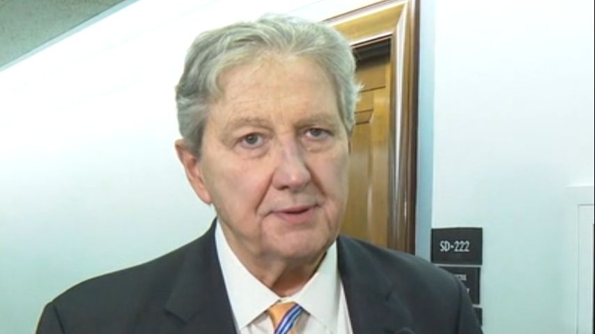 Sen. Kennedy introduces legislation to suspend paychecks for Congress until federal government reopens