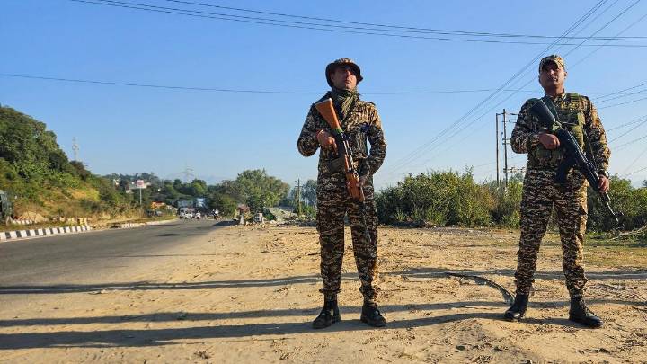 After AK-47 recovery, Kashmir hospitals order audit of doctors’ lockers