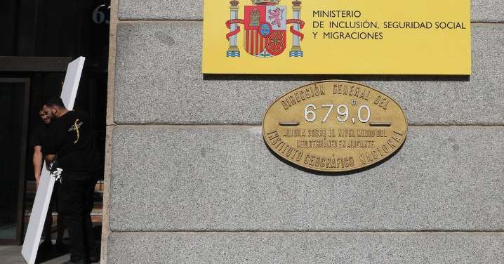 La ampliación del permiso para familiares de españoles dispara las solicitudes a través de la Ley de Extranjería