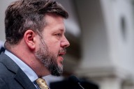 Kaiser responde a Jara desde Punta Arenas: “Los que ponen en peligro la PGU son los comunistas y los frenteamplistas”