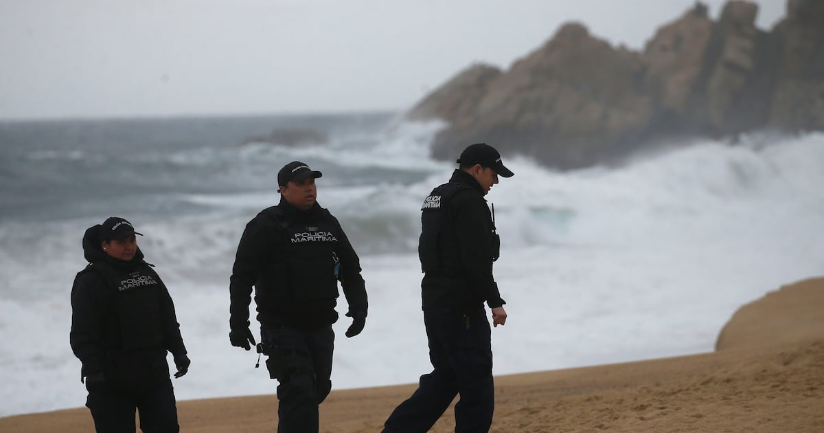La Serena: PDI y Fiscalía indagan hallazgo de un cadáver flotando en el mar