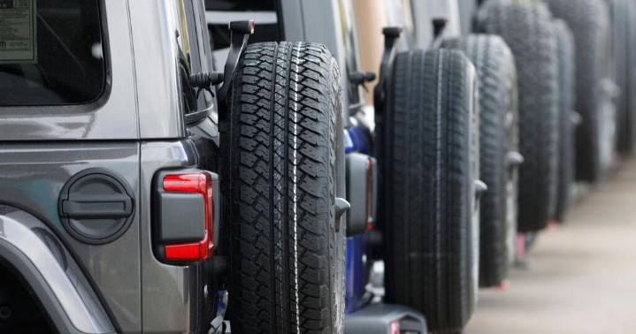 Chrysler recalls 320,000 Jeep plug-in hybrids due to faulty battery that can catch fire