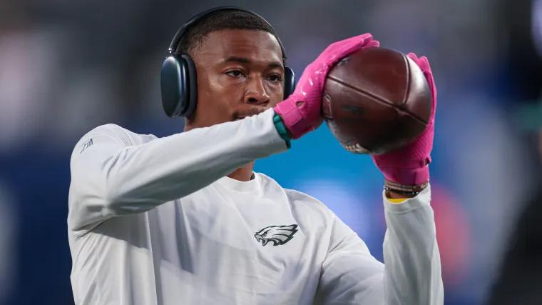 Is DeVonta Smith playing tonight? Why Eagles WR is off to quiet start in Week 11